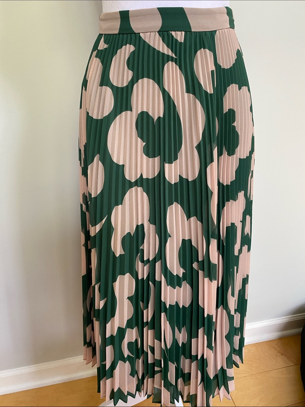 Boden Green & Beige Pleated Floral-Print Midi Skirt Sz 6 lined